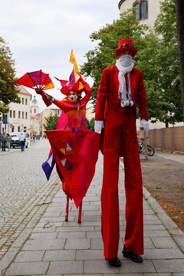 Danke Event Stelzenwalkact Wittenberg