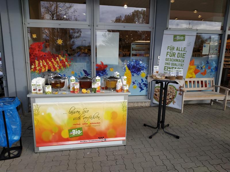 Punsch-Verkostungs-Aktion