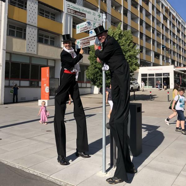 Gentlemen-Stelzenmänner