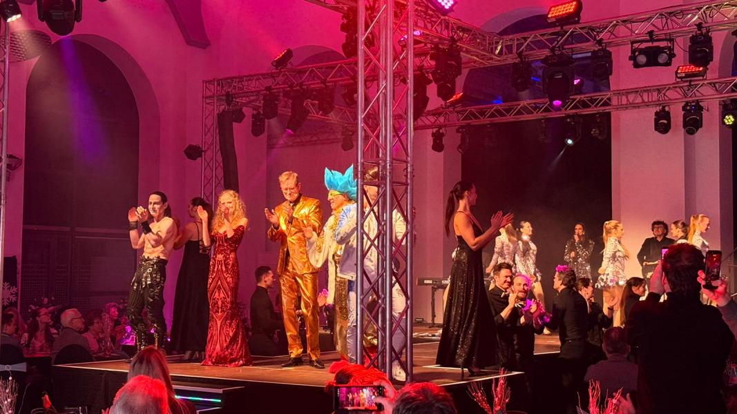 Celebrate Weihnachts Dinnershow